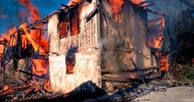 Mobil telefon evi külə döndərdi