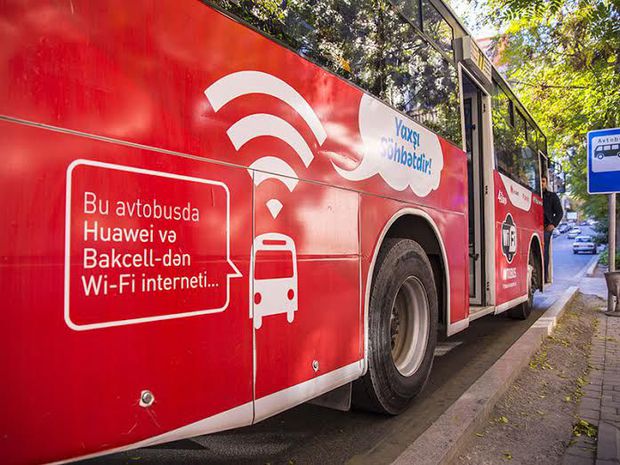Bakıda Wi-Fi-lı avtobus fəaliyyətə başladı