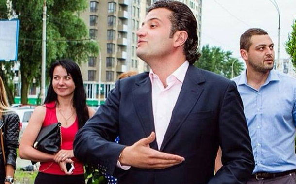 Bank müdirinin öldürüldüyü oteldən məhkəmə sorğusuna