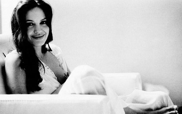 Bu şəkilləri əri çəkib...