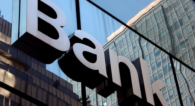 Bir neçə bankın bağlanması yenə aktuallaşır...