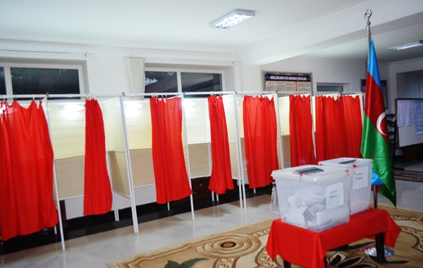 Parlament seçkiləri 2015: Məntəqələrdən