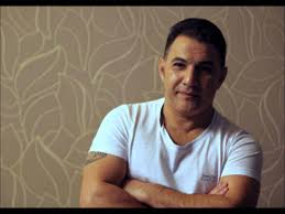 Əməkdar artist səs verdi