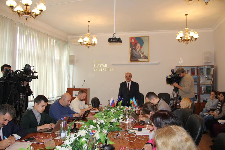 Rusiyanın KİV nümayəndələri Bakı Slavyan Universitetində