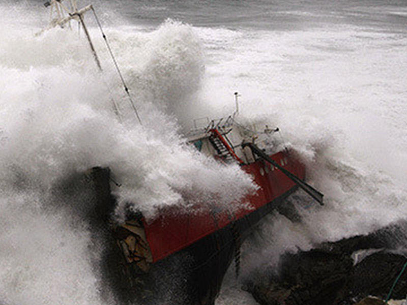 İspaniyada gəmi qəzası: