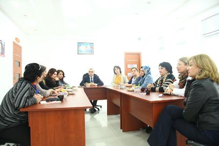 Tanınmış qadın jurnalistlər Azay Quliyevin seçki qərargahında