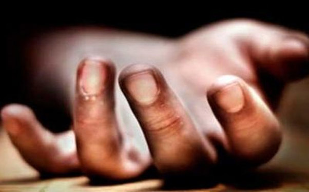 “Bıçağı ərinin ürəyinə sancıb, onunla da keçinib”