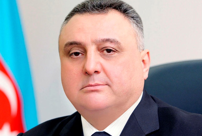 Eldar Mahmudov üzə çıxdı