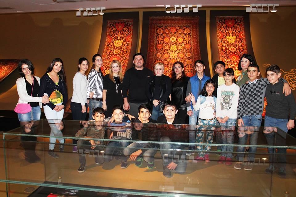 Azərbaycan Xalça Muzeyi uşaqları maarifləndirdi