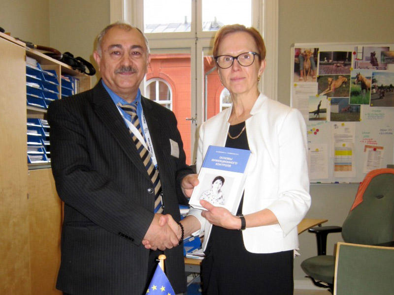 İsveçdə akademik Zərifə Əliyevaya həsr edilmiş kitablar təqdim olunub