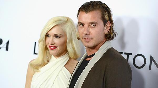 Əri müğənnidən 50 milyon tələb edir