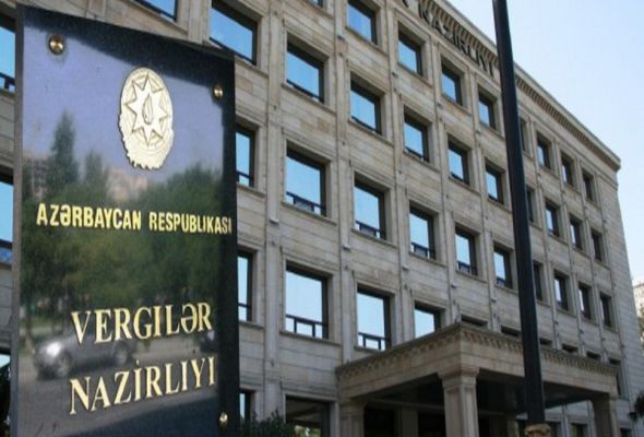 Vergilər Nazirliyinin baş idarə rəisi işdən çıxarıldı