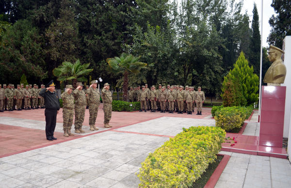Cəbhədə mənəvi-psixoloji hazırlıq mövzusunda konfrans keçirilib