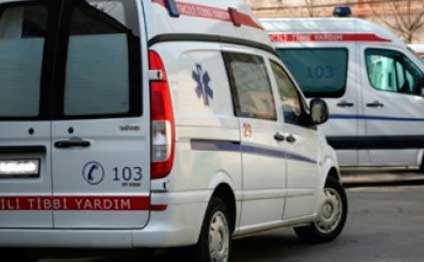 Bakıda azyaşlı övladı ilə yolu keçən qadını maşın vurub