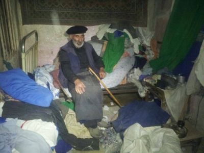 Ağsuda 78 yaşlı kişini döydülər, pulunu apardılar