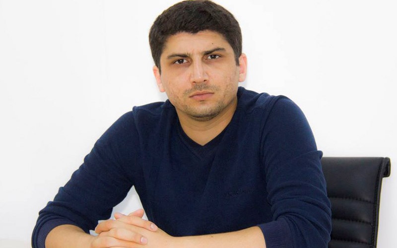 Rəqsanənin qızının bədəni, sahibsiz əməkdar artist, Namiqin jurnalistlərə hörmətsizliyi və qüvvəni minmək