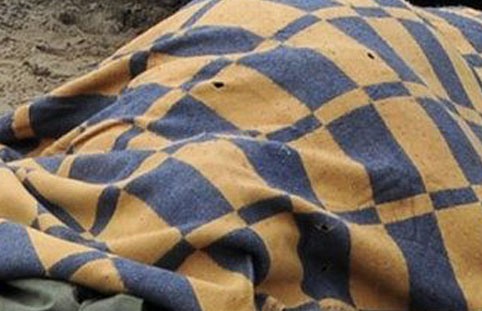 Yaşlı kişini elektrovoz vurdu