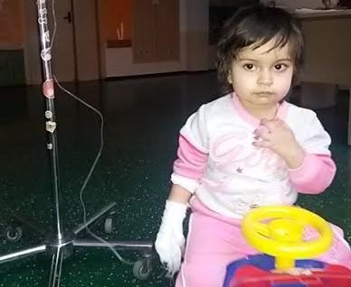 2 yaşlı Aylanın köməyə ehtiyacı var