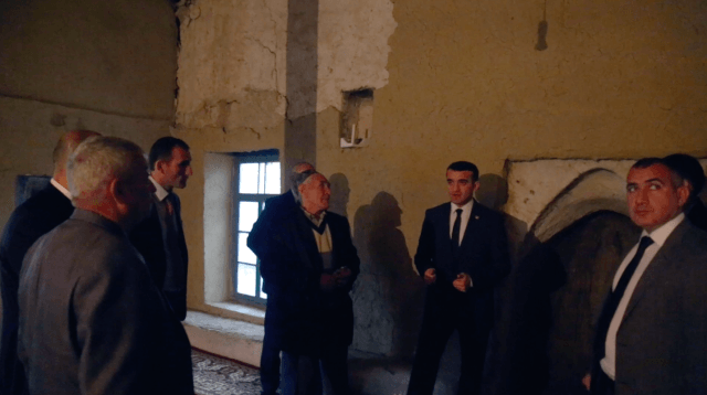 Qaxdan deputatlığa namizəd Əhməd Şahidov bunu da etdi