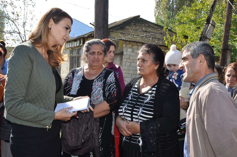 Millət vəkili Qənirə Paşayeva Cəlilli kəndində seçicilərlə görüşüb