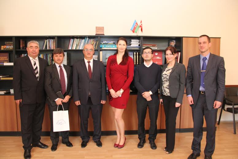 Çexiyalı alimlər Bakı Slavyan Universitetində