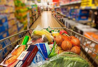 Ərzaq marketlərində 