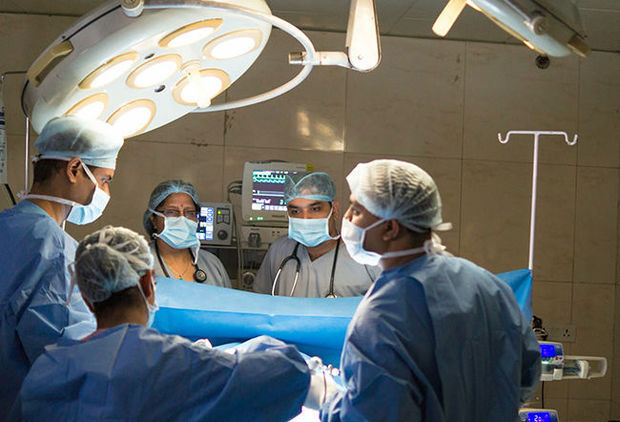 Ölü hindli vaxtında oyandı