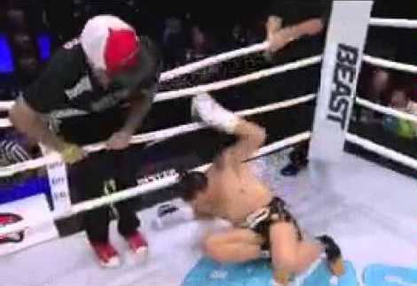 Döyüş başlamamış biabır oldu