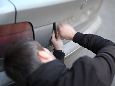 Bakıda borcunu ala bilməyən kişi qadını hərəkəti ilə mat qoydu