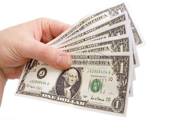 Sabah dollar yenə bahalaşacaq