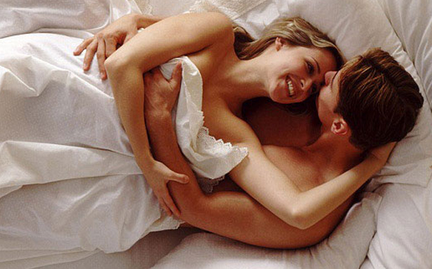 Arvadını başqası ilə yataqda tutan kişidən