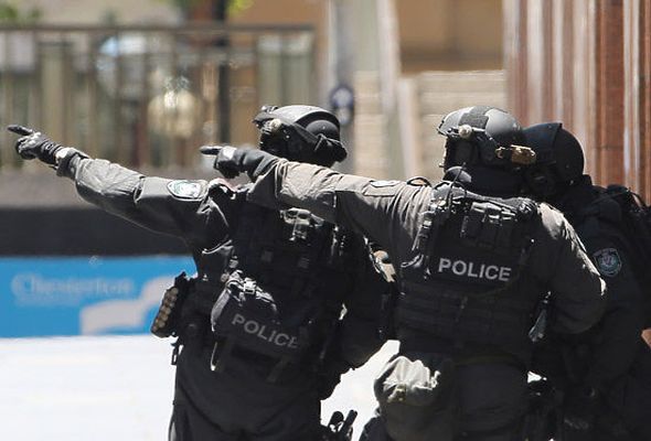 Bakıda əməliyyat: Külli miqdarda saxta dollar tapıldı