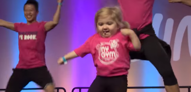 6 yaşlı uşaq izləmə rekordu qırır