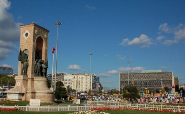 Taksimə giriş pullu olacaq