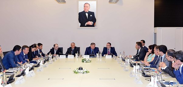 Fazil Məmmədov Amerika Ticarət Palatasının nümayəndələri ilə görüşüb