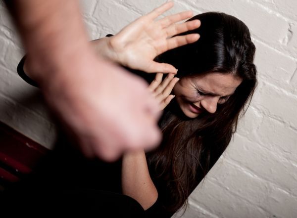 Gəncədə təzə gəlin döyüldü