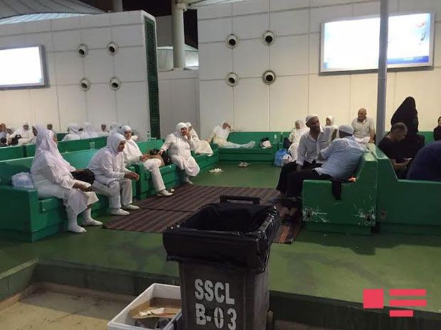 Zəvvarlarımız Vətənə qayıda bilmirlər