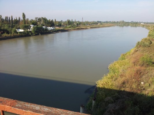 İki uşaq anası çayda batdı