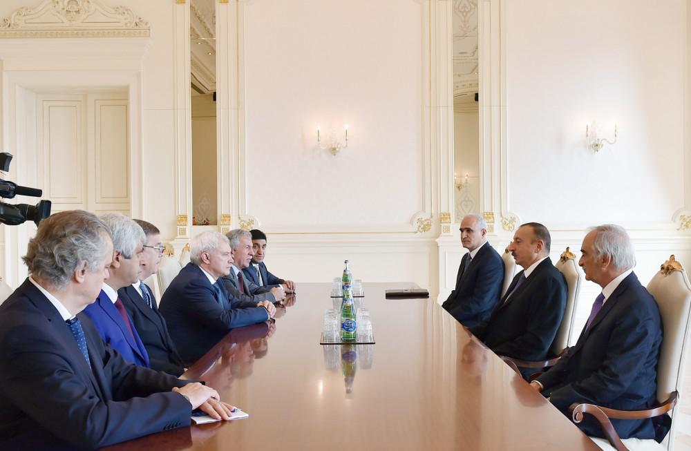 Prezident İlham Əliyev Sankt-Peterburq şəhərinin qubernatorunu qəbul edib