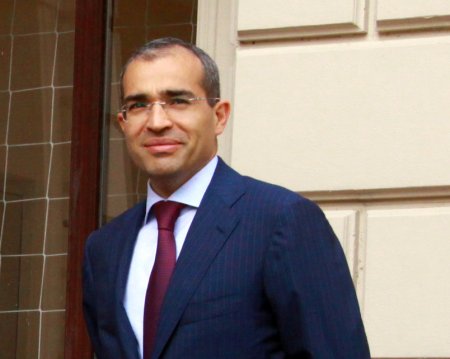 Şəkili kənd müəllimdən Mikayıl Cabbarova ŞİKAYƏT OLUNDU -