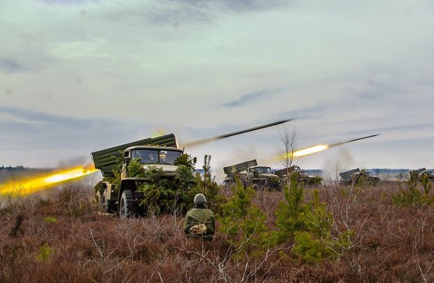 Ordumuz düşmən mövqelərinə 88 zərbə endirdi