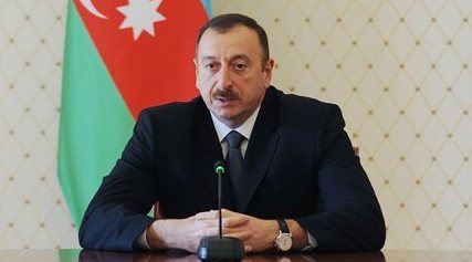 İlham Əliyev yeni səfiri qəbul etdi