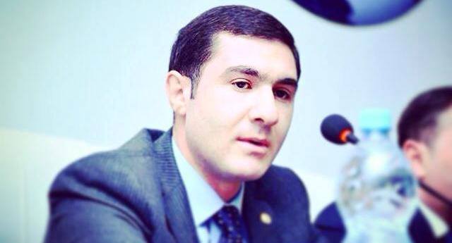 Politoloq Ramiz Əlıyevə müraciət ünvanladı