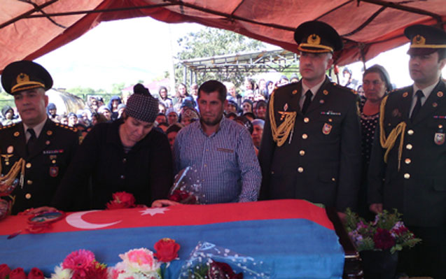 640 balla universitet qazanmışdı...