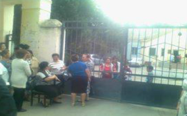 Mingəçevirdə məcburi köçkünlər aksiya keçirir