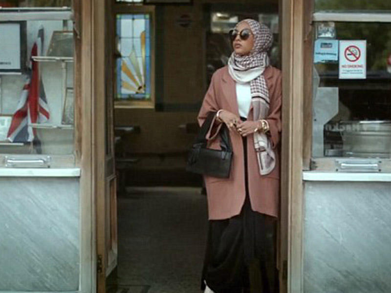 Dünyada ilk dəfə: məşhur brendin hicablı modeli