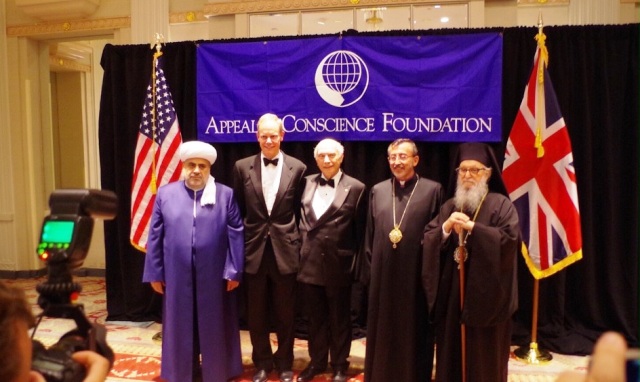 Şeyx ABŞ-da erməni keşişlə görüşdü