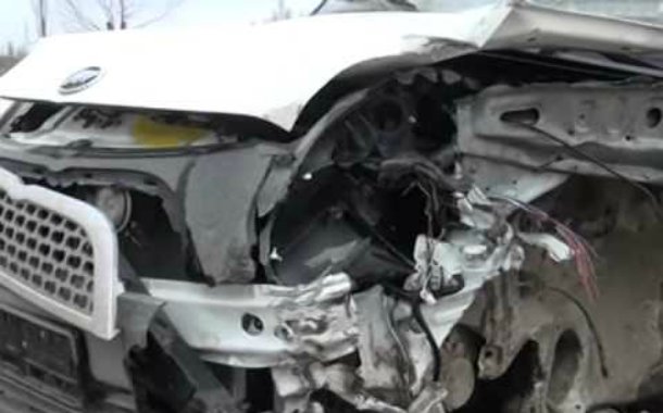 Hacıqabulda avtomobil aşdı