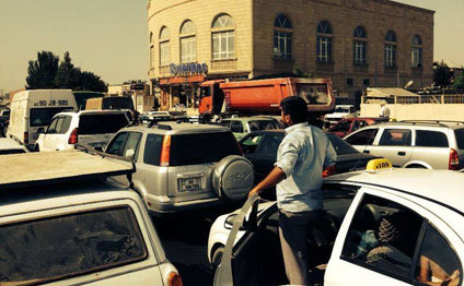 Bu küçələrdə tıxac var: