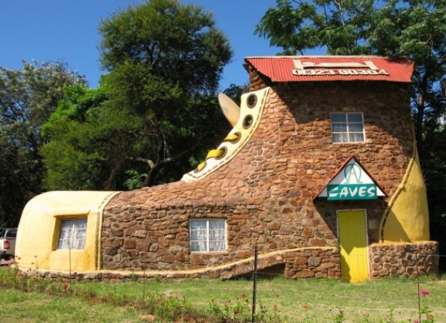 Memarların sərhədsiz fantaziyası və ya dünyanın ən qeyri-adi binaları